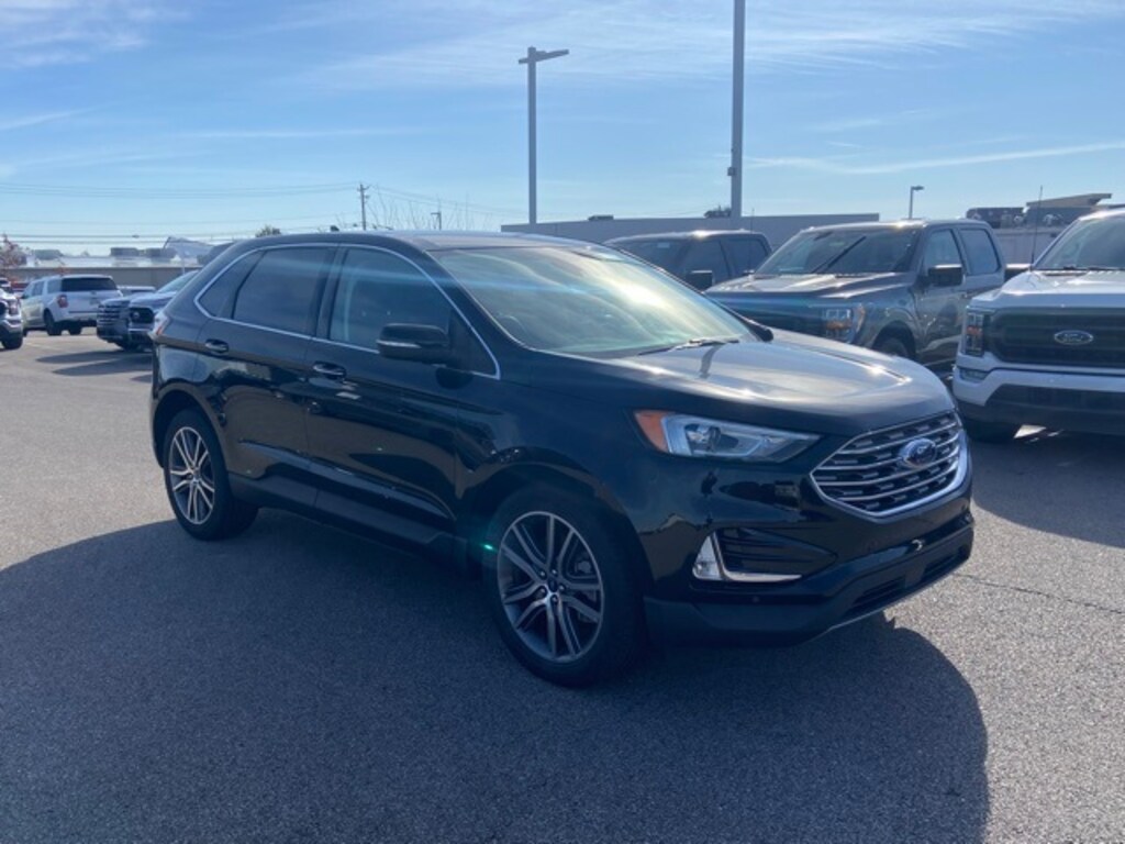 Certified 2022 Ford Edge Titanium SUV