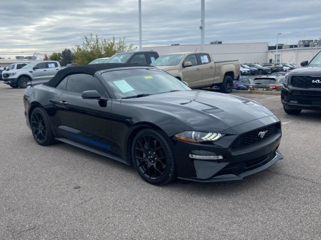 Used 2019 Ford Mustang  Convertible