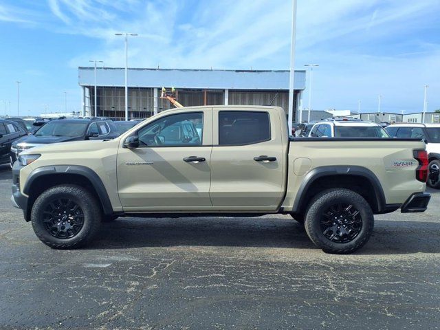 2023 Chevrolet Colorado Trail Boss photo 3