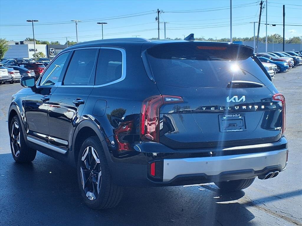 2023 Kia Telluride S photo 4