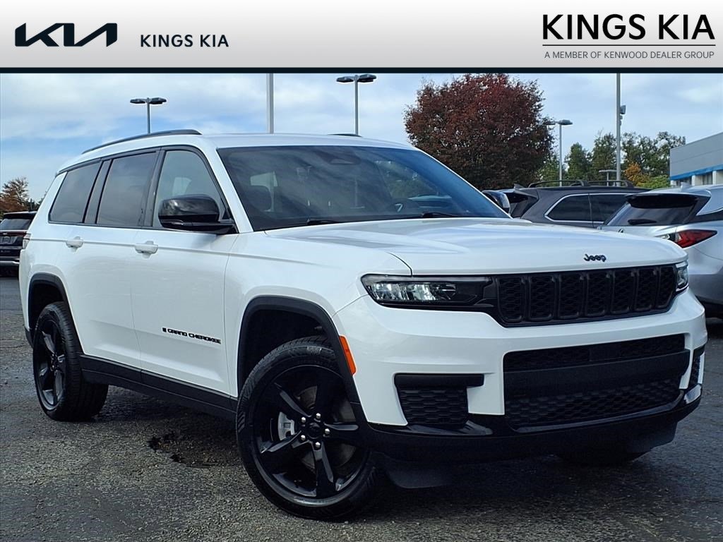 Used 2023 Jeep Grand Cherokee L Altitude SUV