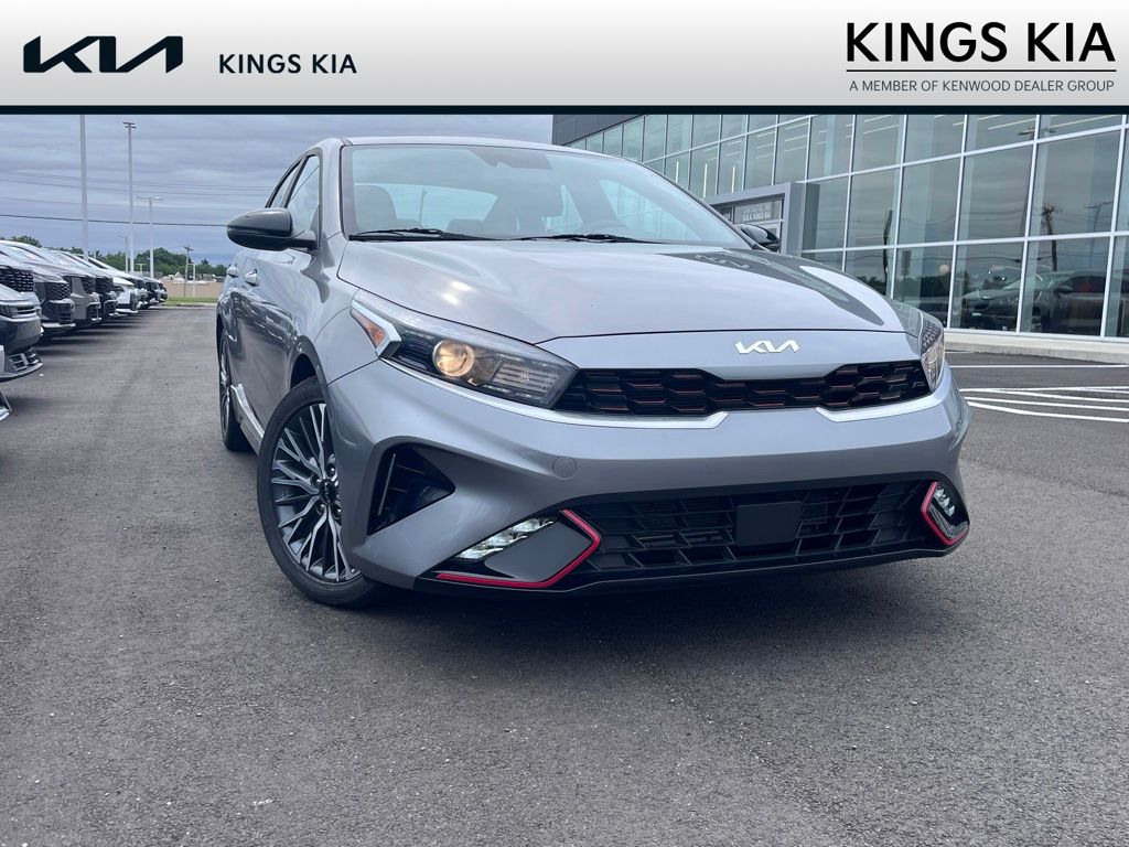 2023 Kia Forte GT-Line AT's photo