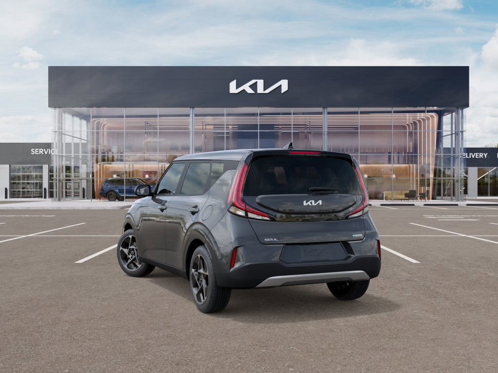 2025 Kia Soul EX photo 4