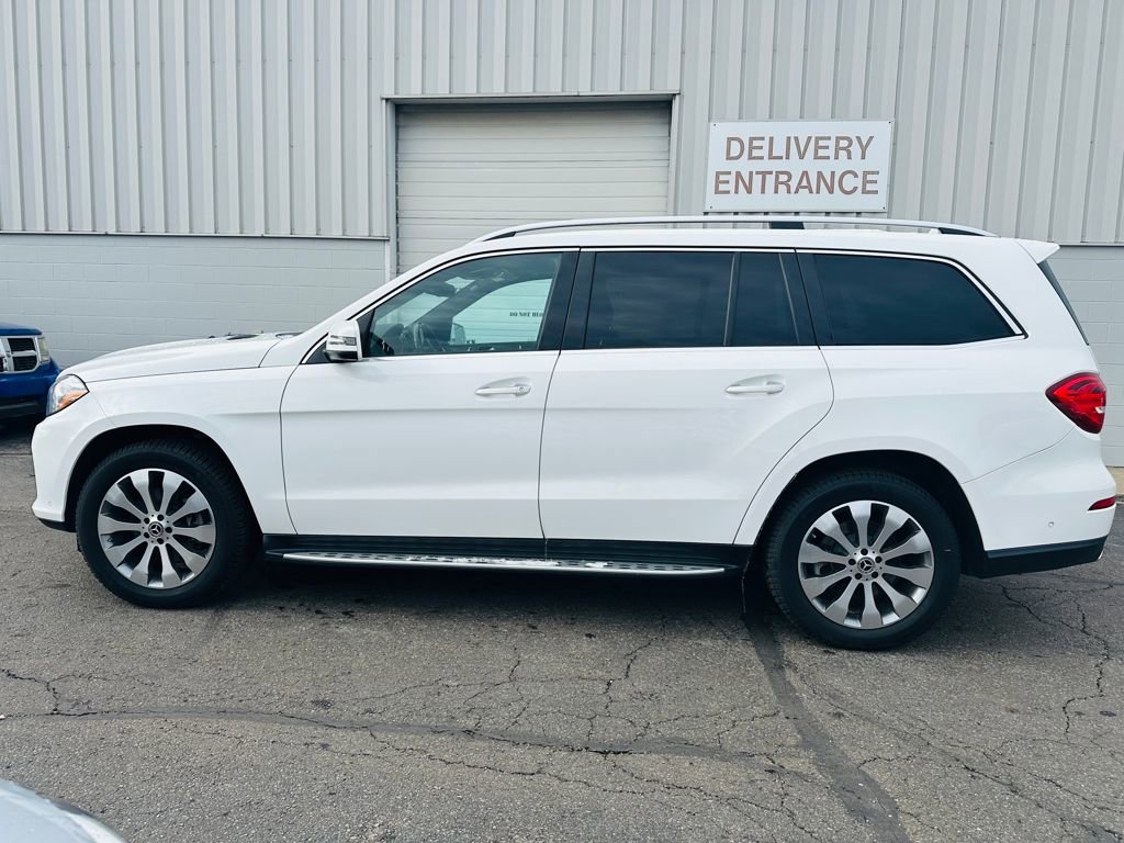 2018 Mercedes Benz GLS 450 4MATIC photo 4