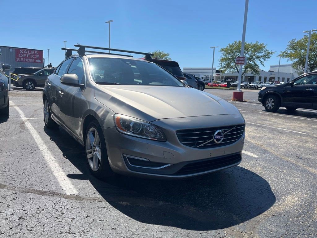 2014 Volvo S60 T5 photo 3