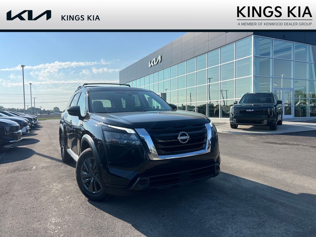 Used 2024 Nissan Pathfinder SV SUV