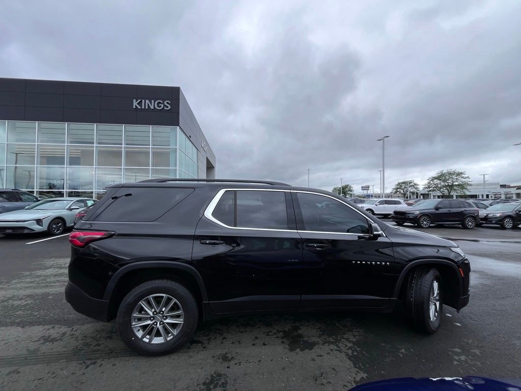 Used 2023 Chevrolet Traverse LT Leather SUV