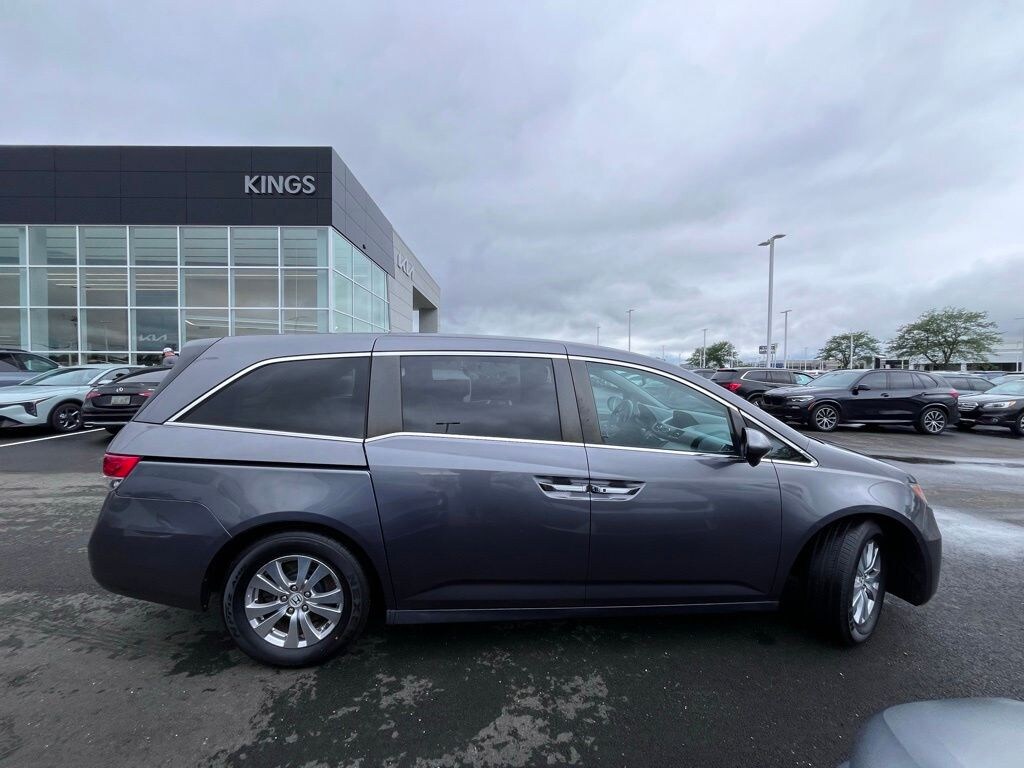 Used 2016 Honda Odyssey SE Minivan/Van