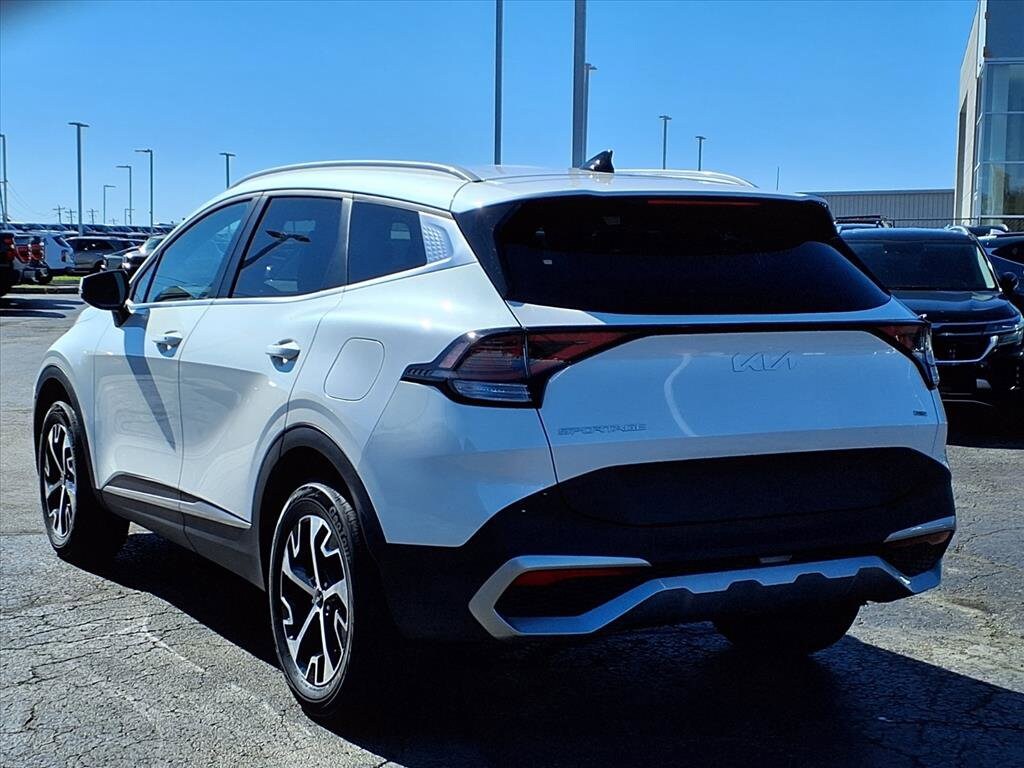 2023 Kia Sportage Hybrid EX photo 4