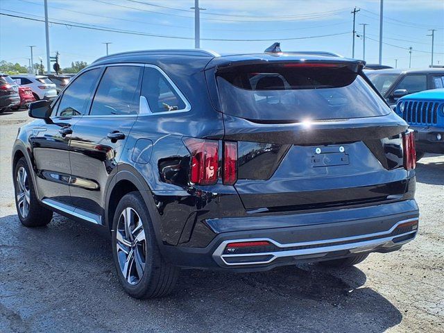 2022 Kia Sorento Plug-In Hybrid SX photo 4