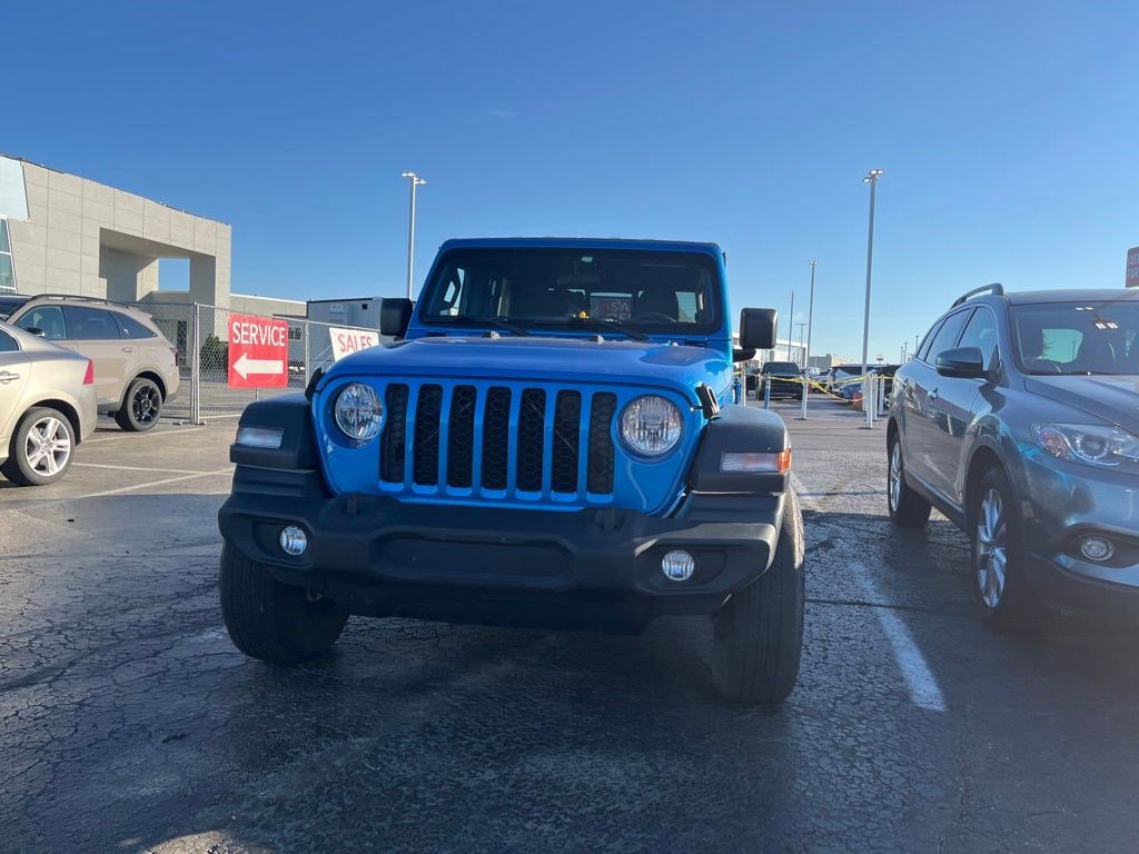 2020 Jeep Gladiator Sport S photo 2