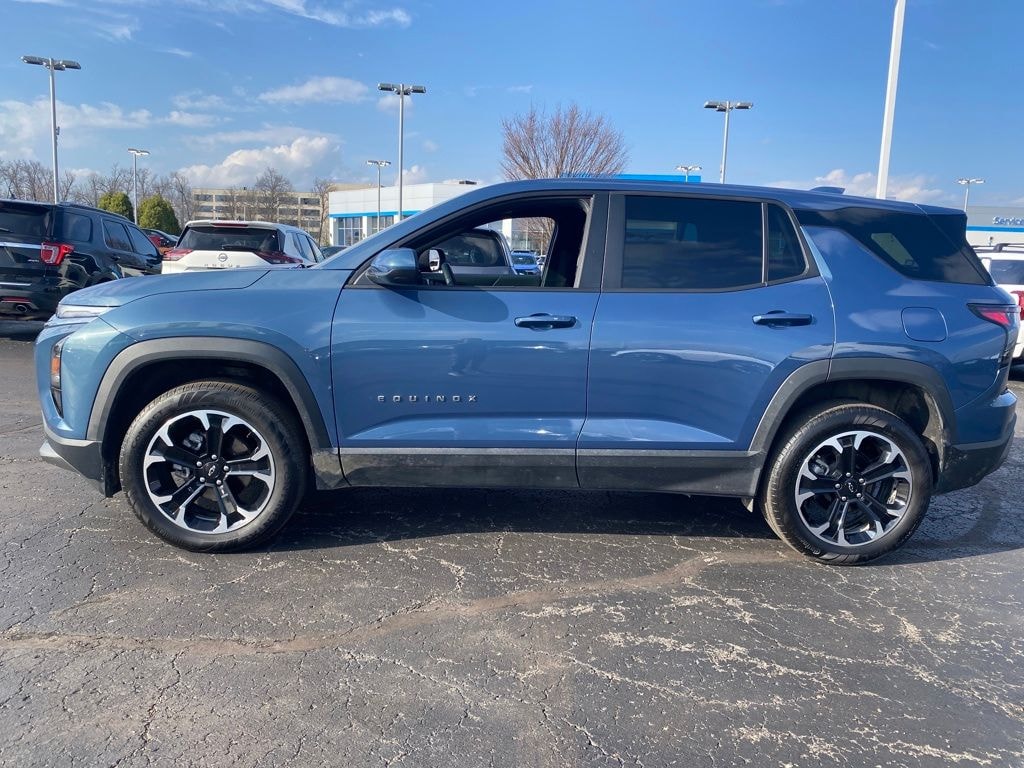 Used 2025 Chevrolet Equinox LT SUV