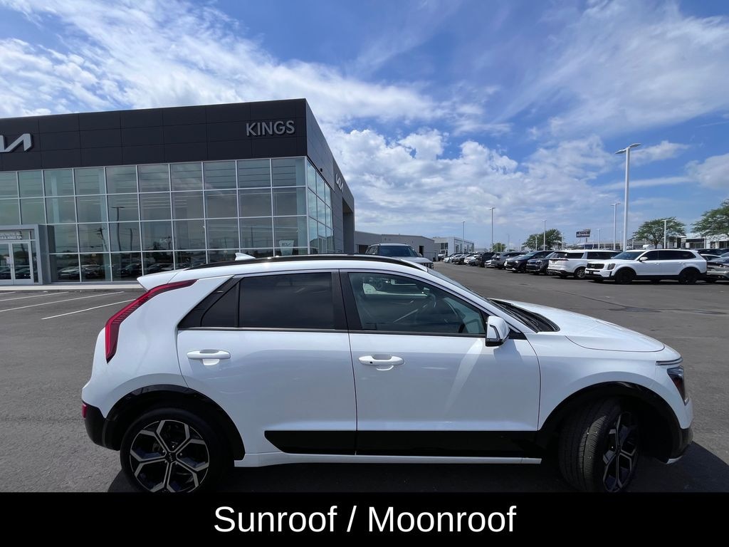 Used 2024 Kia Niro EX Touring SUV