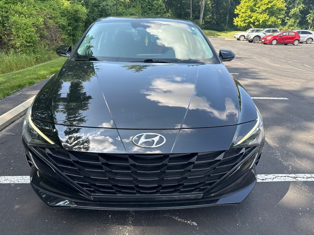 Used 2021 Hyundai Elantra SEL Sedan