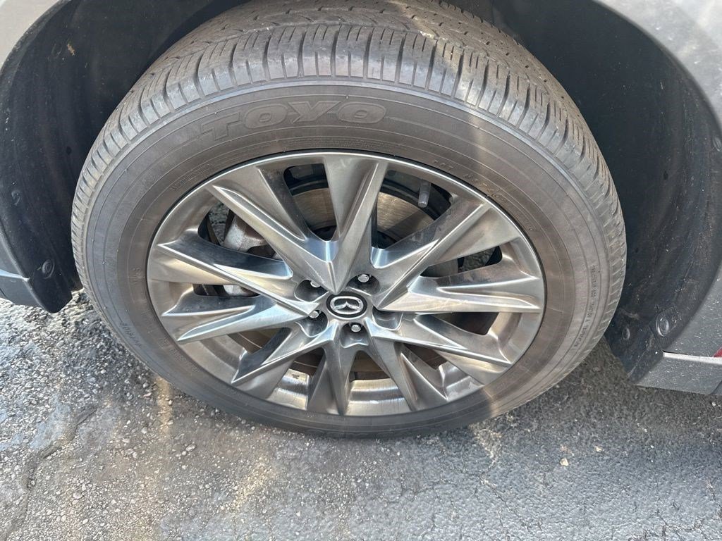 2021 Mazda CX-5 Signature photo 2