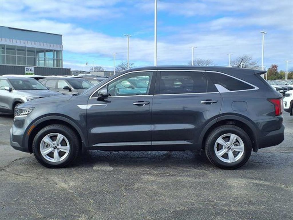 Certified 2023 Kia Sorento LX SUV