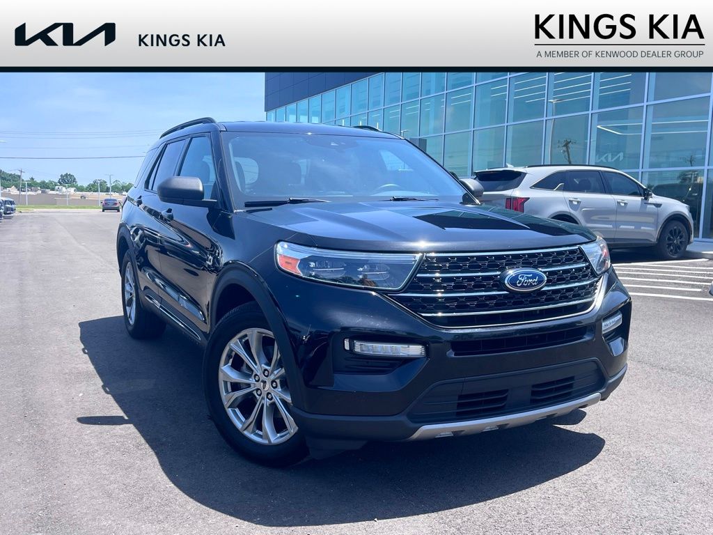 2020 Ford Explorer XLT 4WD's photo