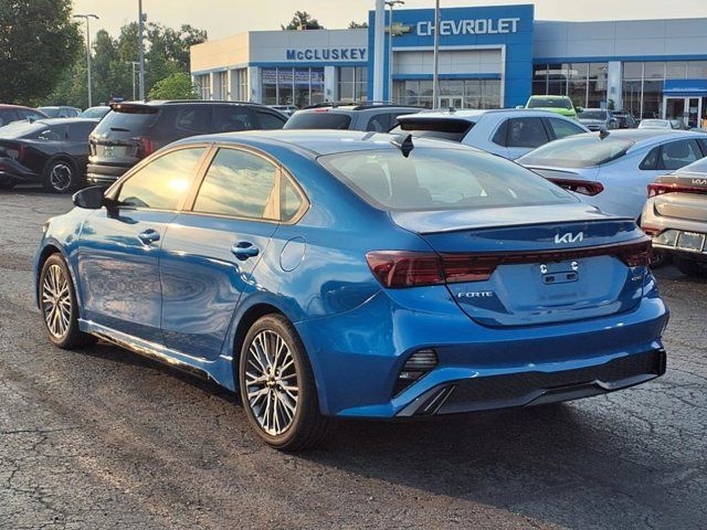 2023 Kia Forte GT-Line photo 4