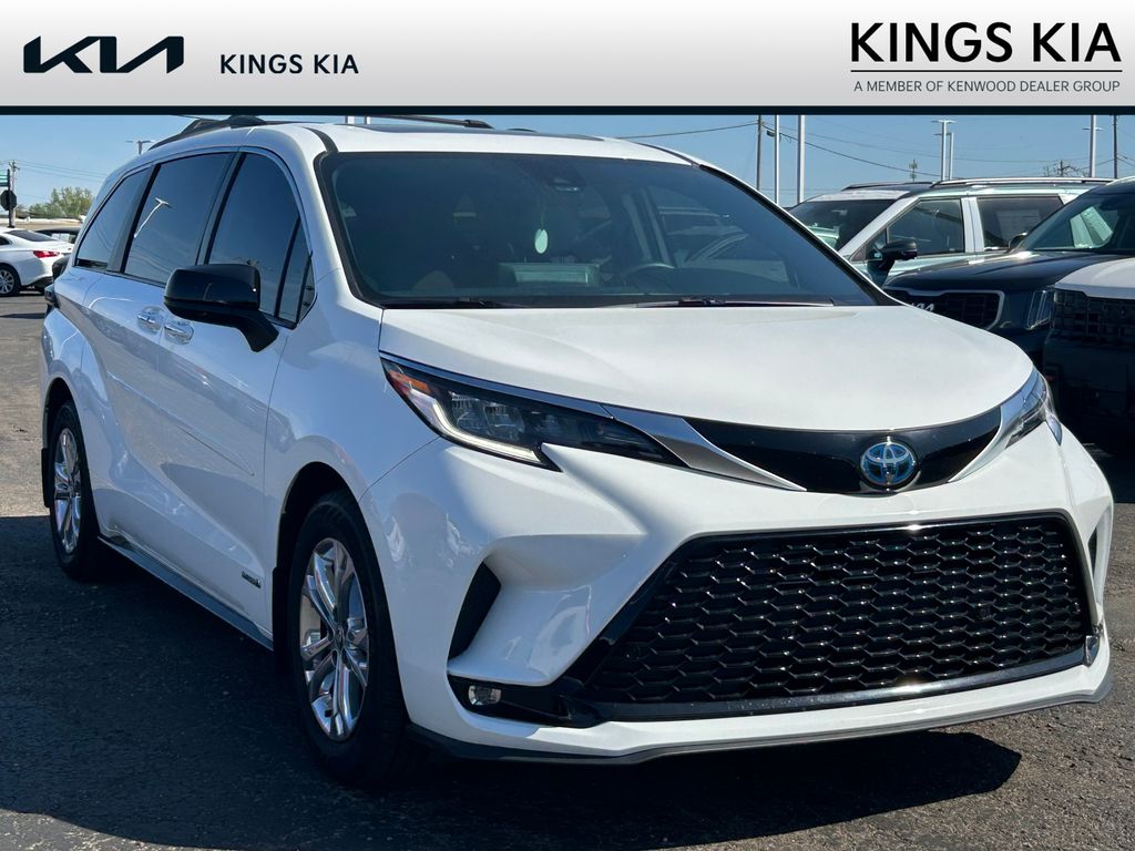 2021 Toyota Sienna