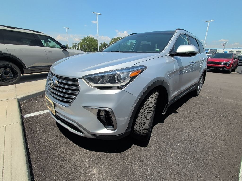 Used 2018 Hyundai Santa Fe SE Ultimate SUV
