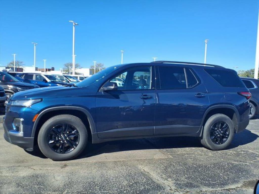 Used 2022 Chevrolet Traverse LS SUV