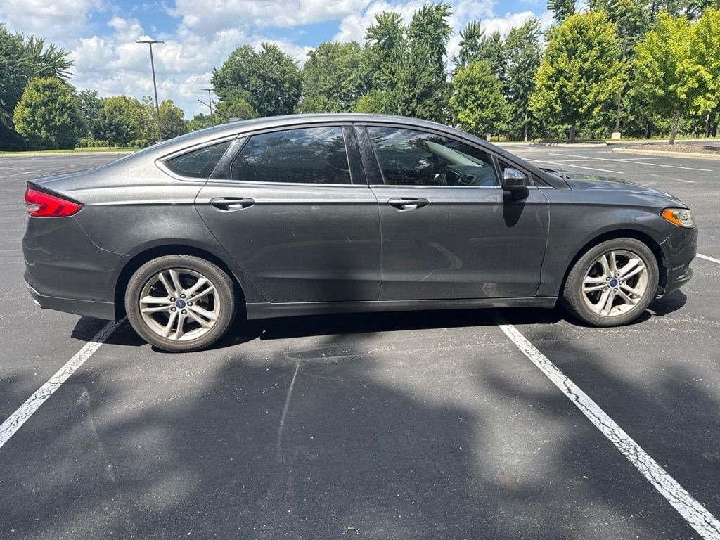 Used 2018 Ford Fusion SE Sedan