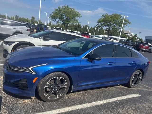 2021 Kia K5 GT-Line photo 2