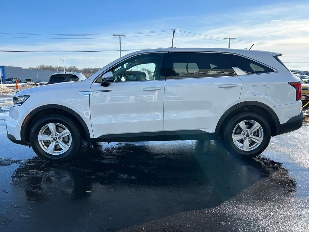Certified 2021 Kia Sorento LX SUV