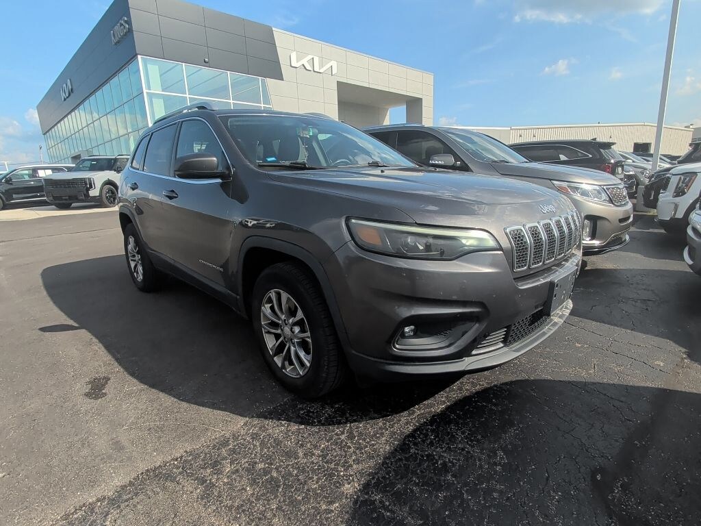 Used 2019 Jeep Cherokee Latitude Plus SUV