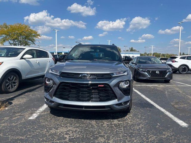 2021 Chevrolet Trailblazer RS photo 3