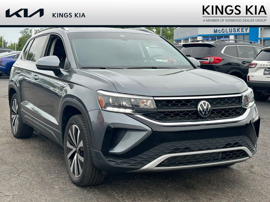 Used 2023 Volkswagen Taos 1.5T SE SUV