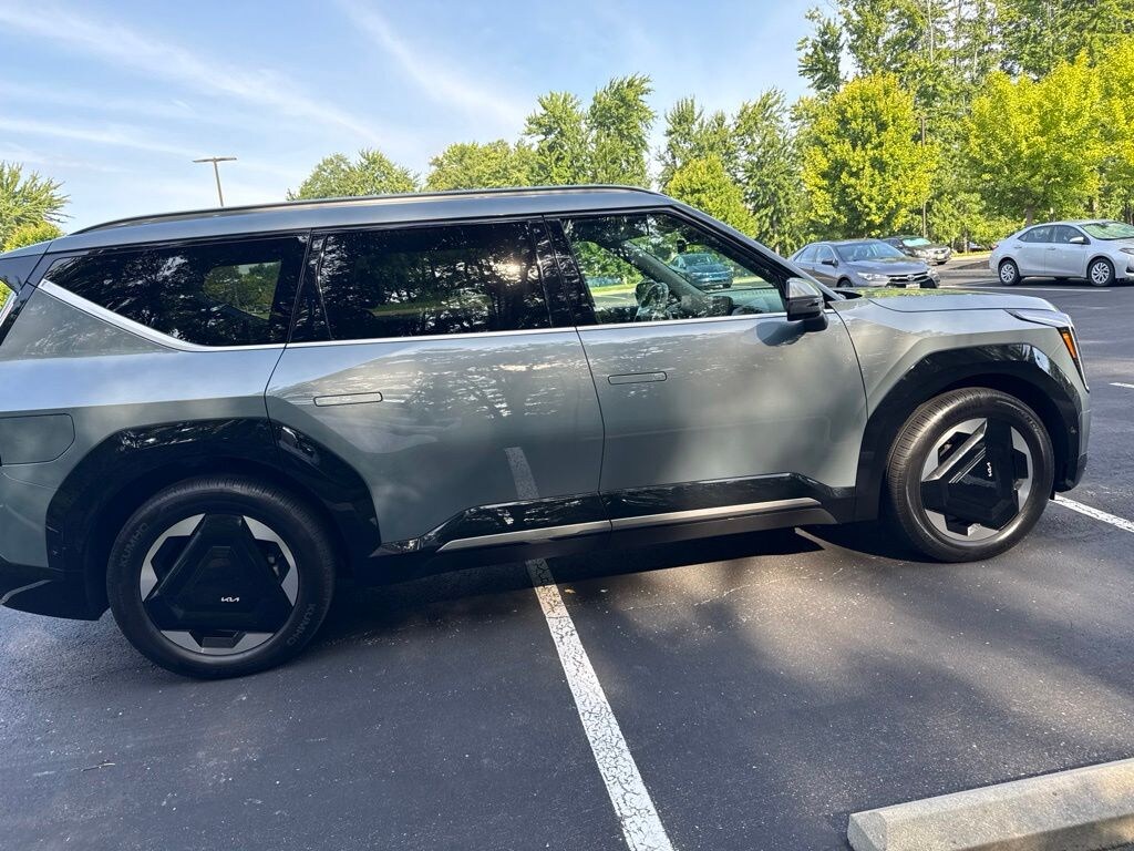 Certified 2024 Kia EV9 Land SUV