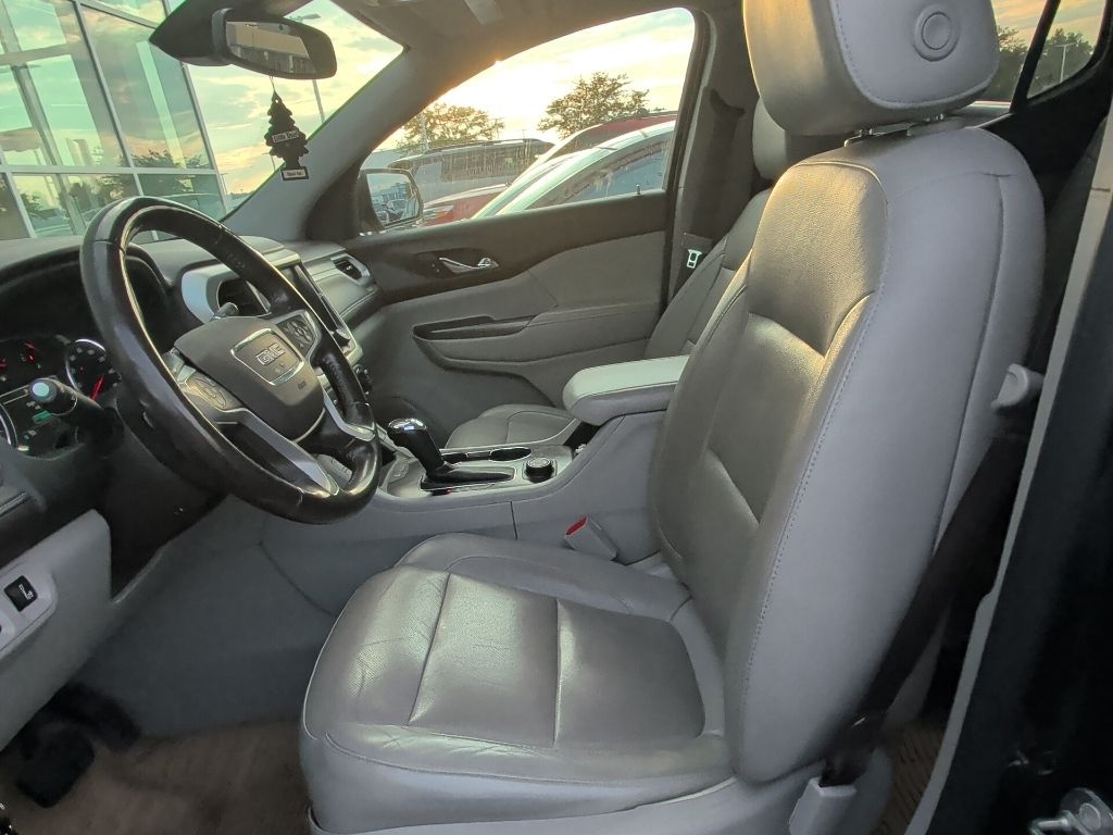 Used 2018 GMC Acadia SLT-2 SUV