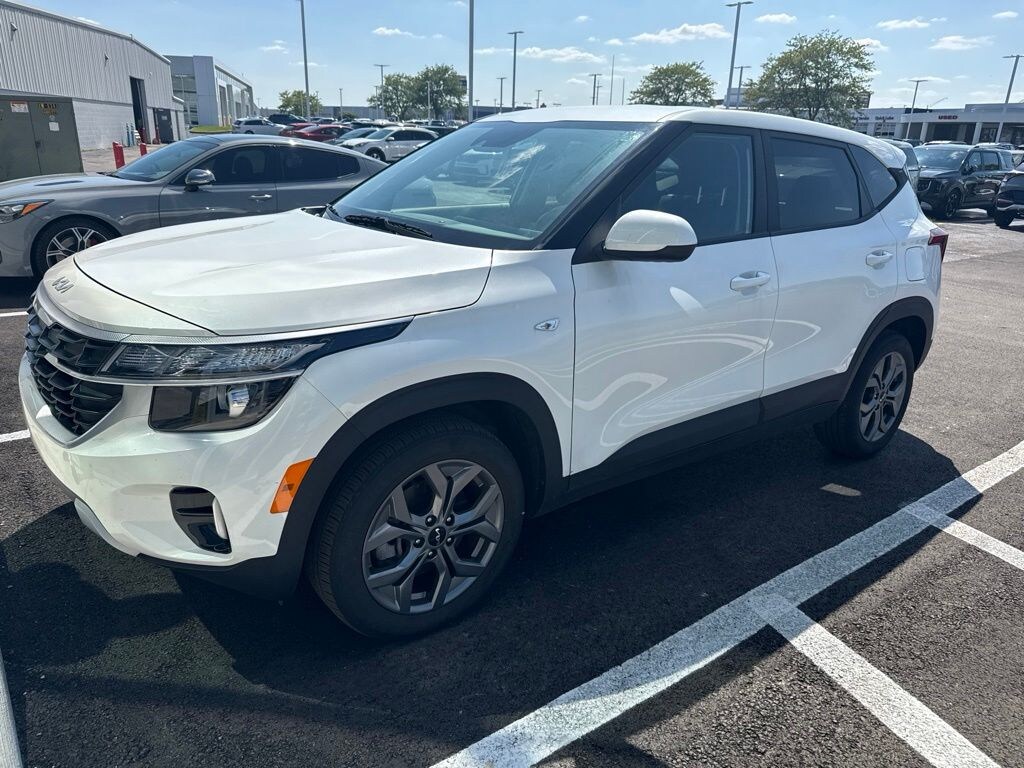 Certified 2024 Kia Seltos LX SUV