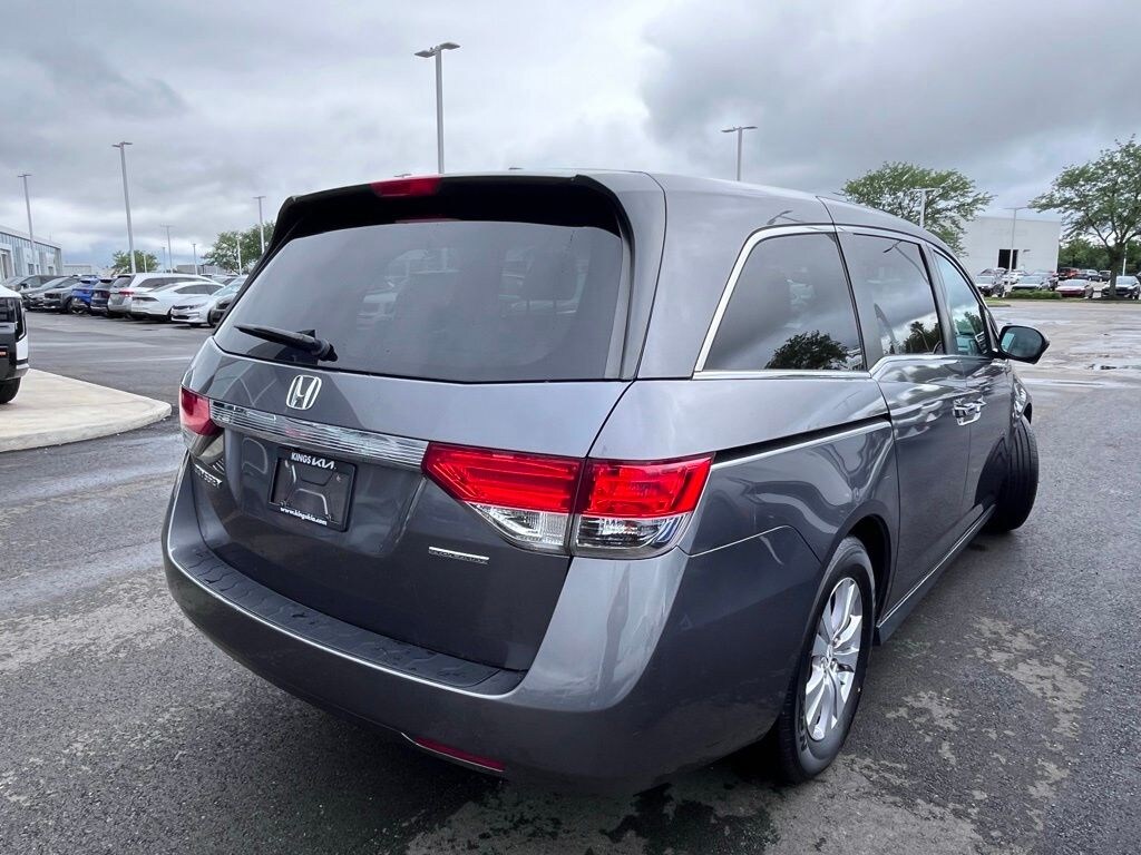 Used 2016 Honda Odyssey SE Minivan/Van