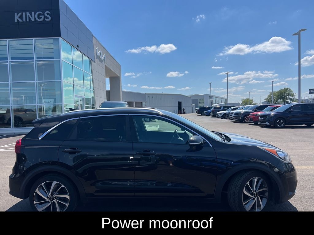Used 2017 Kia Niro Touring SUV