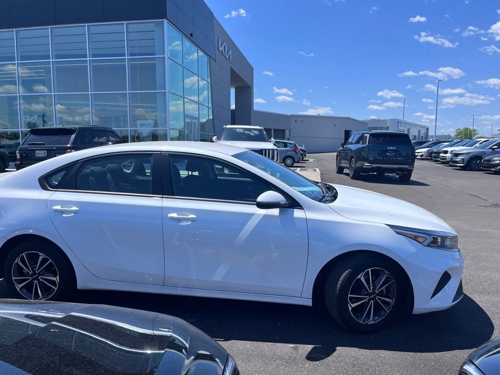 Certified 2023 Kia Forte LXS Sedan