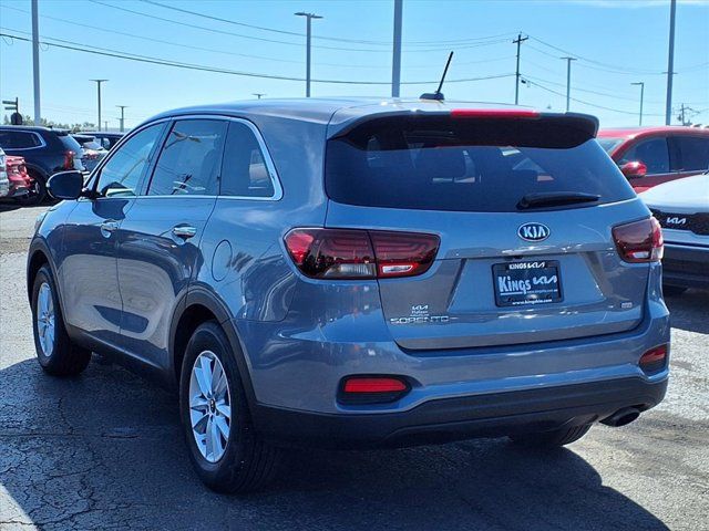 2020 Kia Sorento LX photo 4
