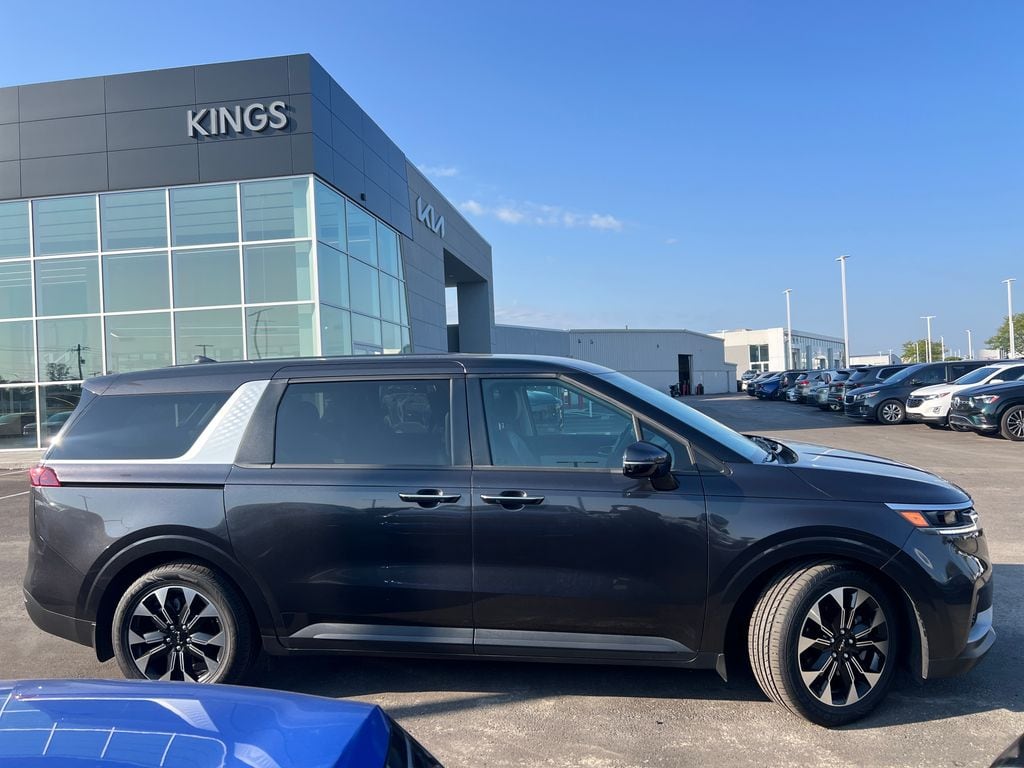 Certified 2024 Kia Carnival EX Minivan/Van