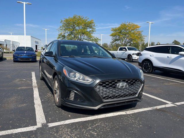 2019 Hyundai Sonata SEL photo 2