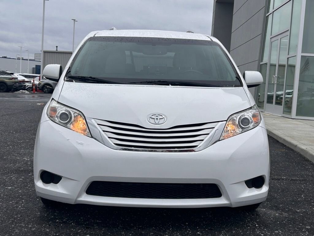Used 2016 Toyota Sienna L Van