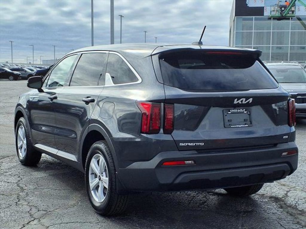 Certified 2023 Kia Sorento LX SUV