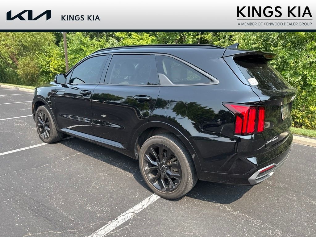Used 2023 Kia Sorento SX SUV