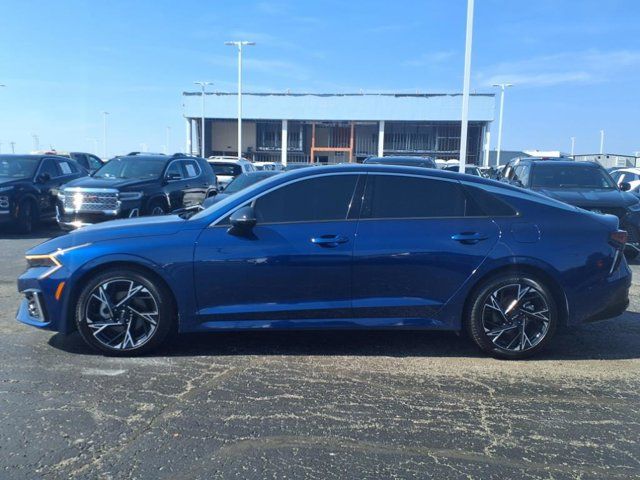 2025 Kia K5 GT-Line photo 3