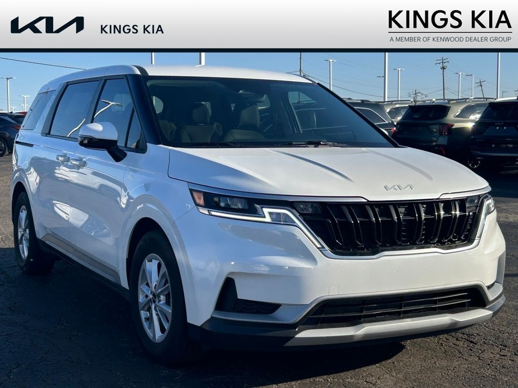 Certified 2023 Kia Carnival LX Minivan/Van