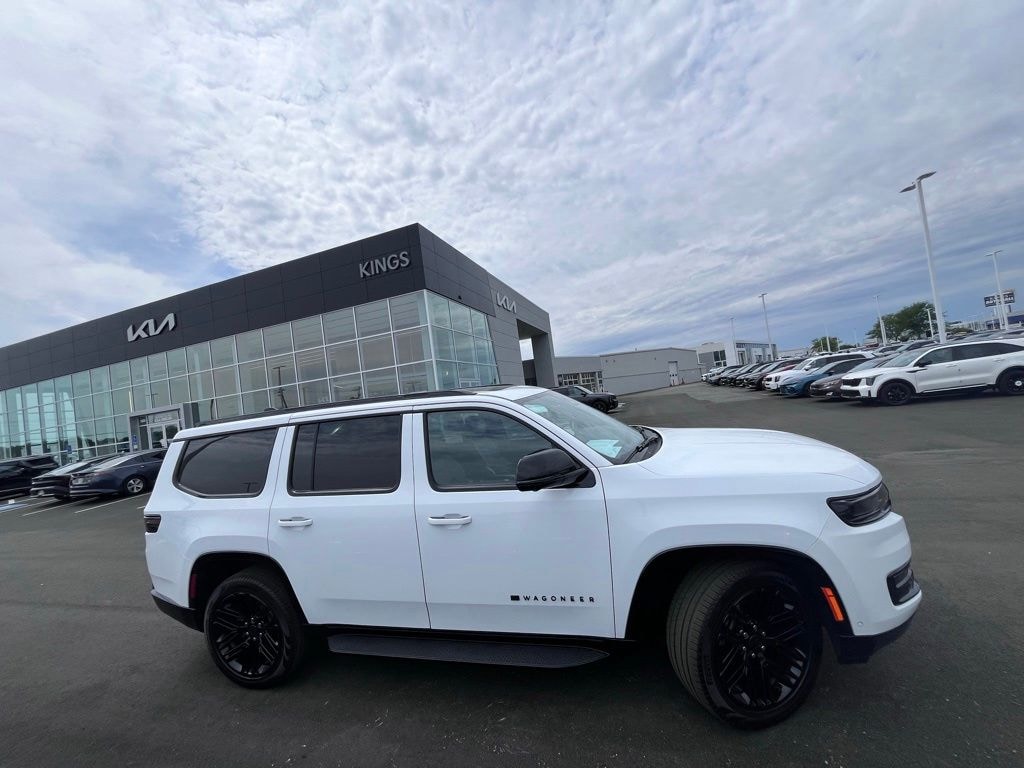 Used 2025 Jeep Wagoneer Series II SUV