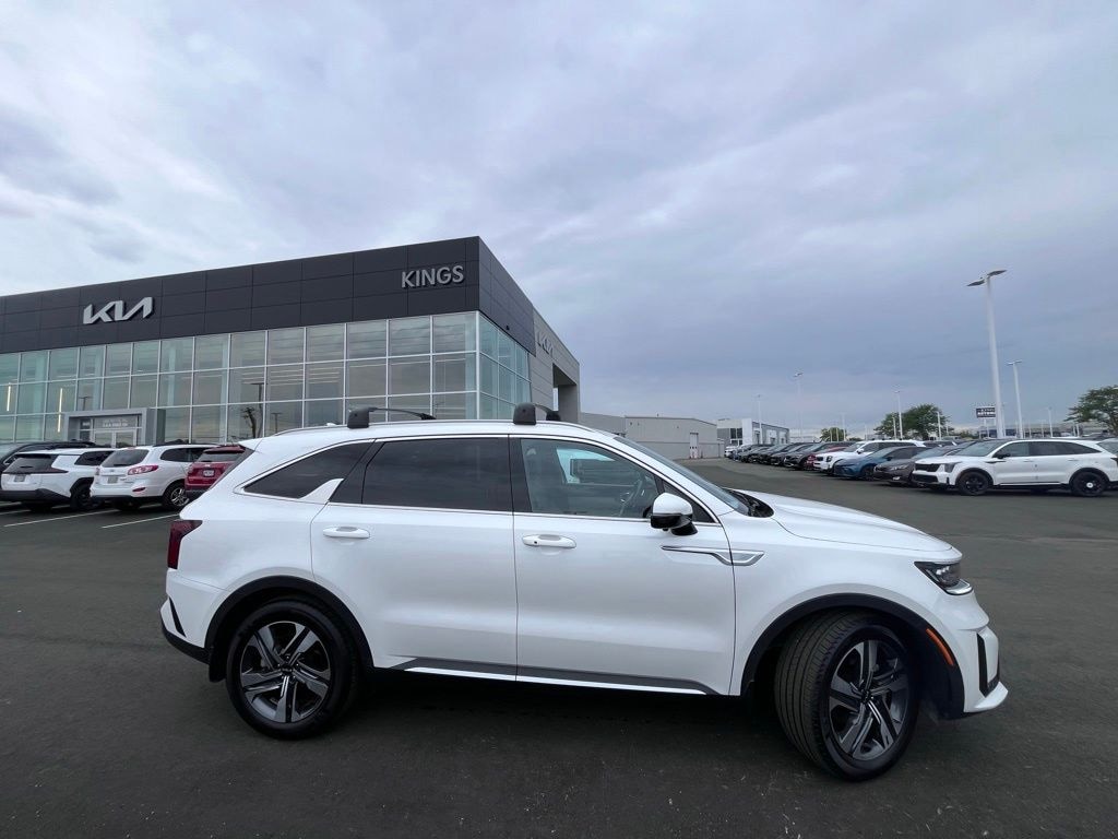 Certified 2023 Kia Sorento Hybrid SX Prestige SUV