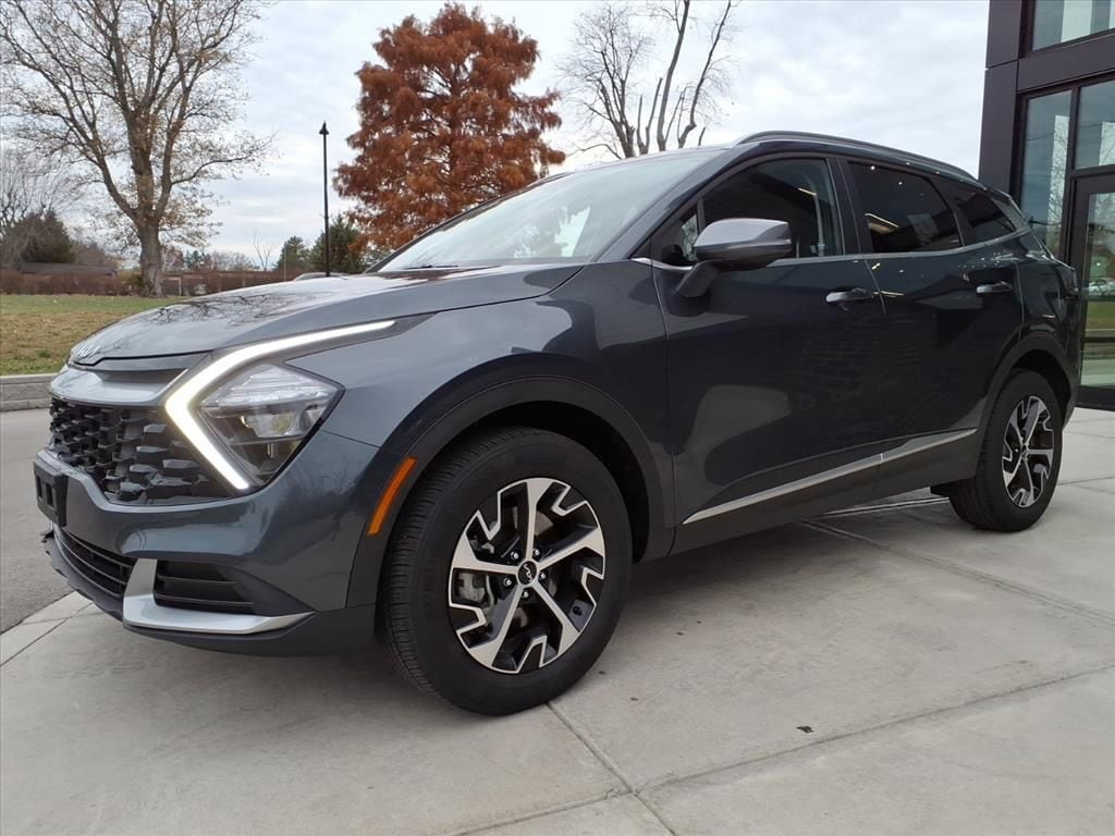 Used 2023 Kia Sportage EX SUV