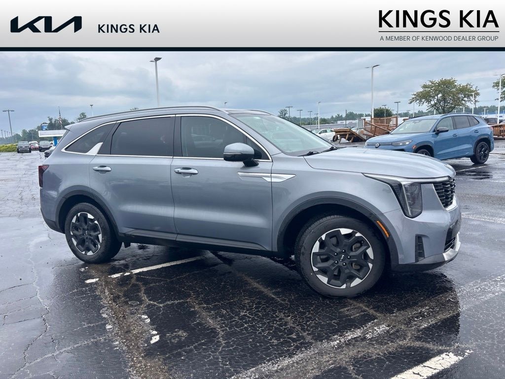 Used 2024 Kia Sorento S SUV