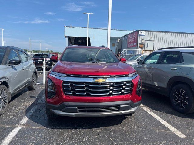 2025 Chevrolet Equinox LT photo 3